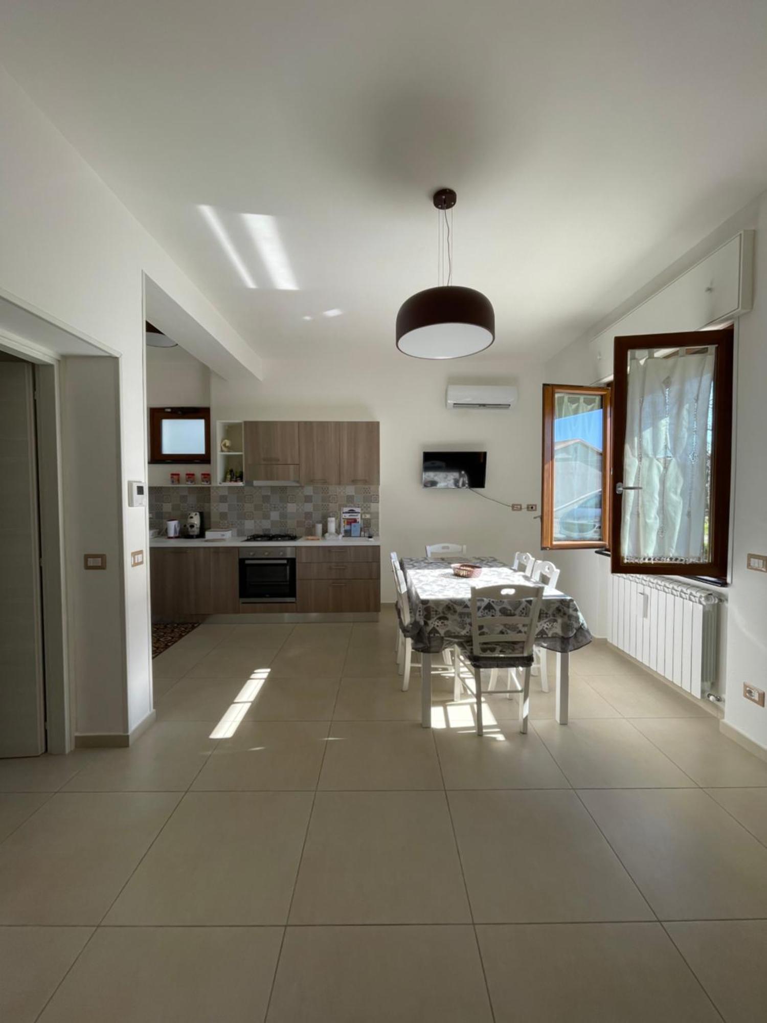 Casa Vacanze Casanova อาเจโรลา ภายนอก รูปภาพ